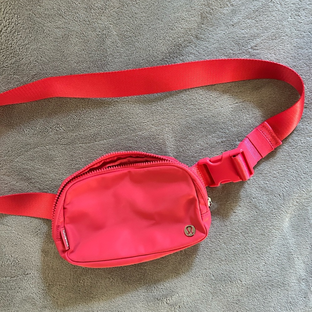 Lululemon Belt Bag